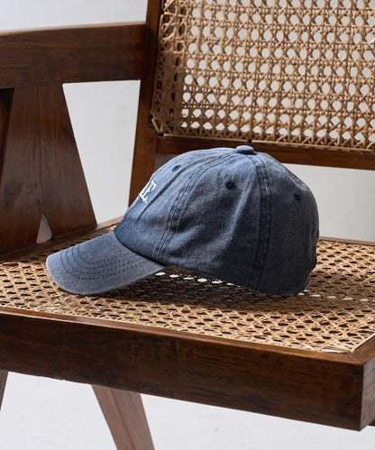 學院風標誌刺繡棒球帽