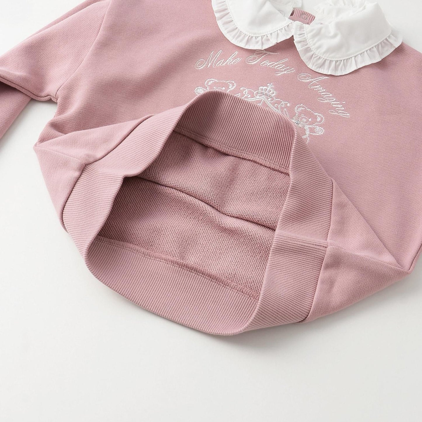 【人氣商品】【直營店無售】學院風刺繡翻領衛衣