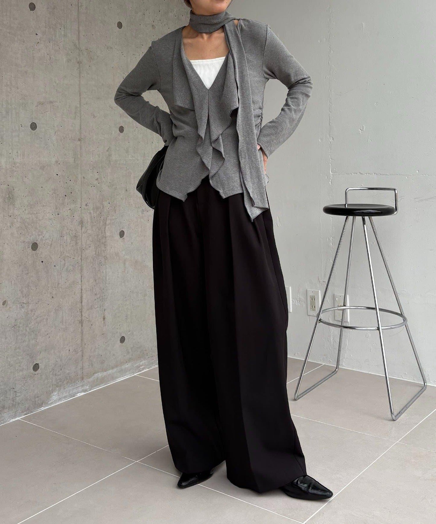 【CAPRICIEUX LE'MAGE】帶領結荷葉邊上衣