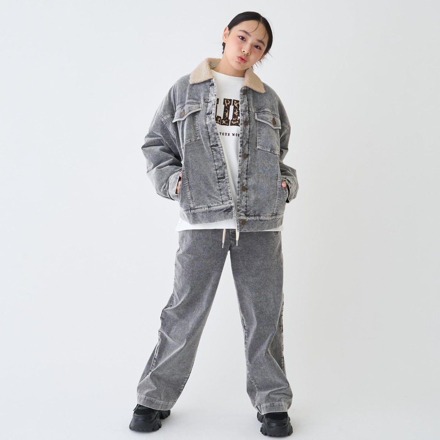 易搭燈芯絨長褲