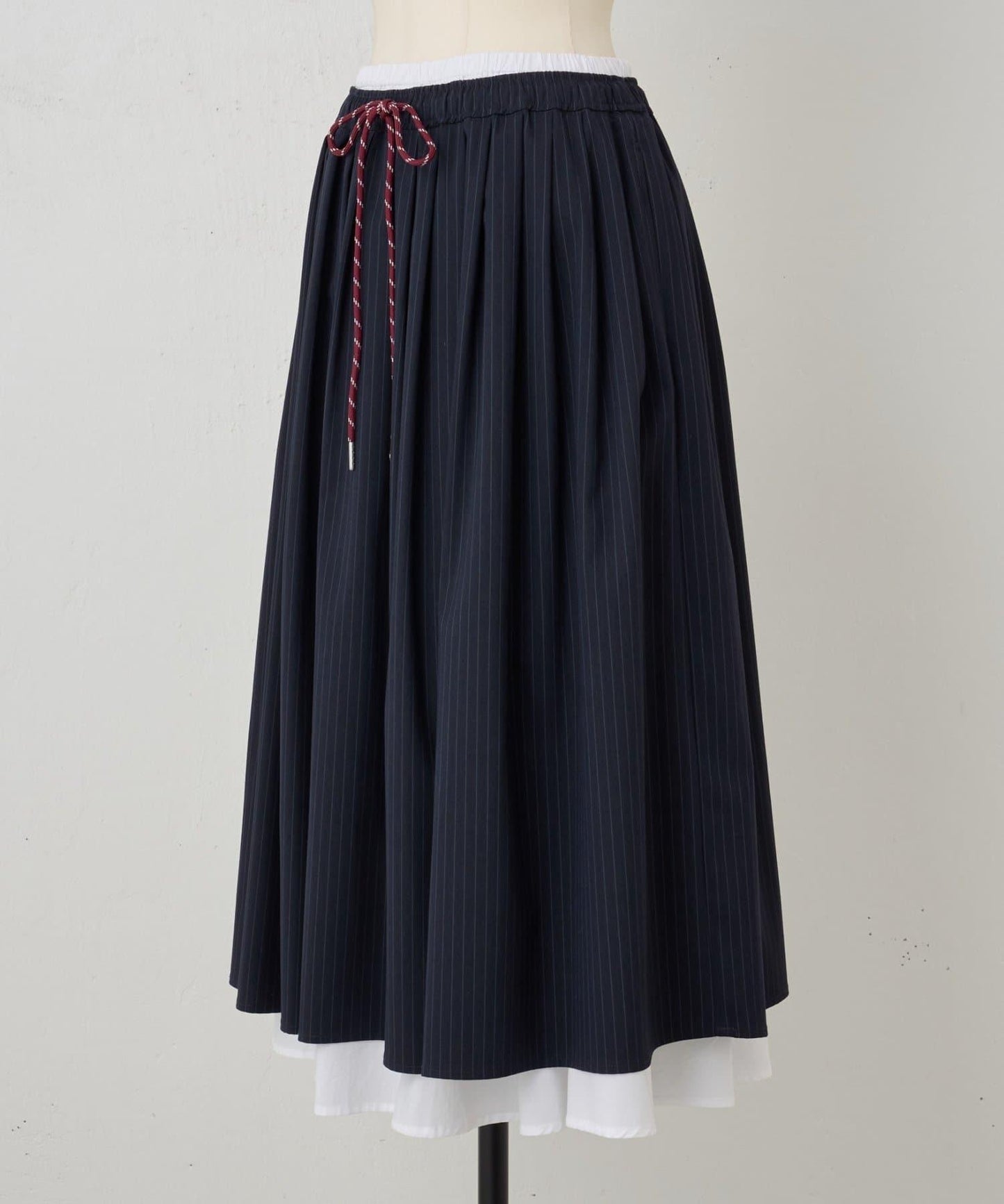 《近日開始》層疊褶皺半身裙