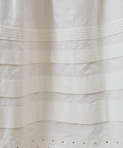 【GEMINI】波浪邊刺繡半身裙