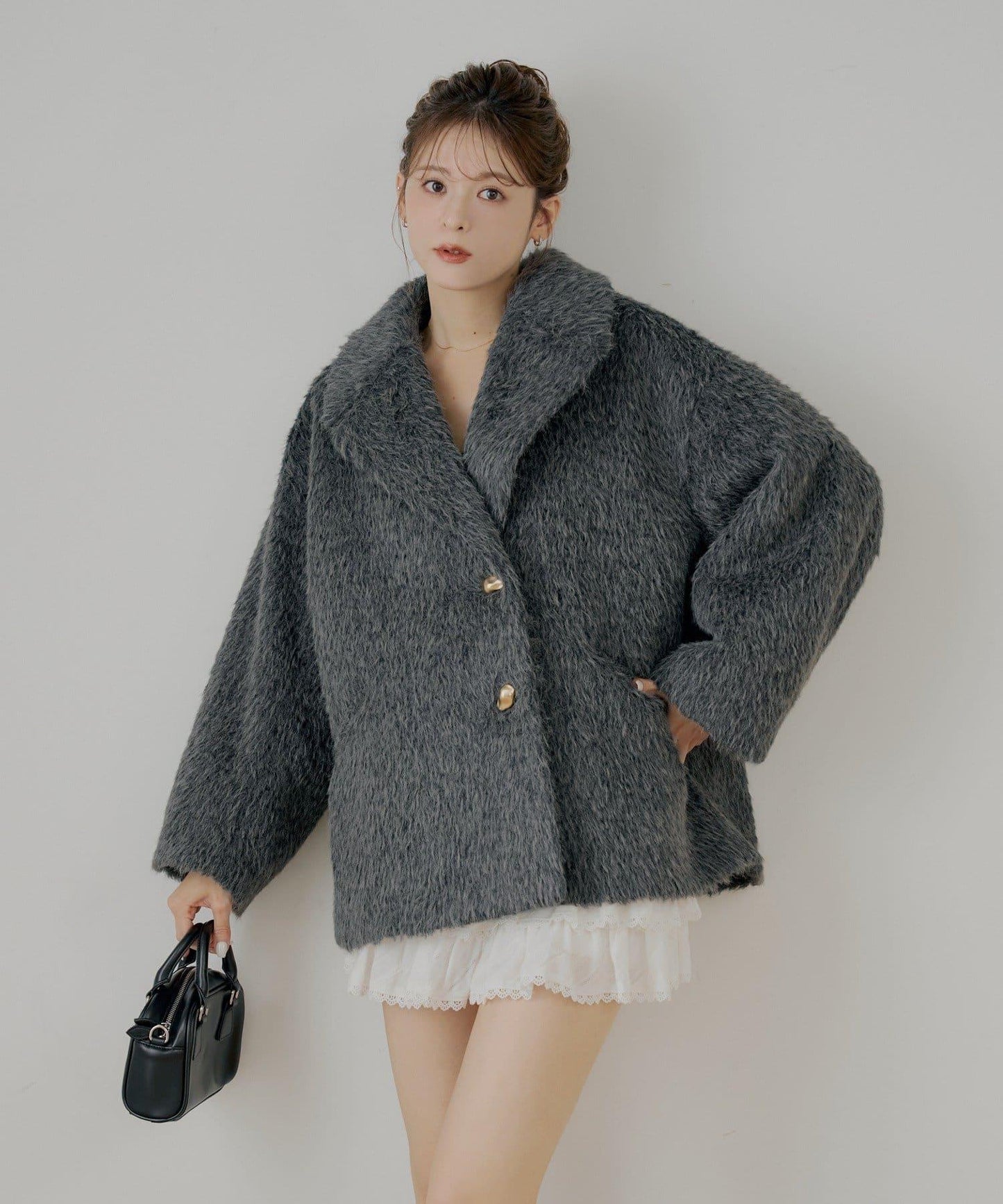 金屬紐扣毛絨中長款夾克大衣