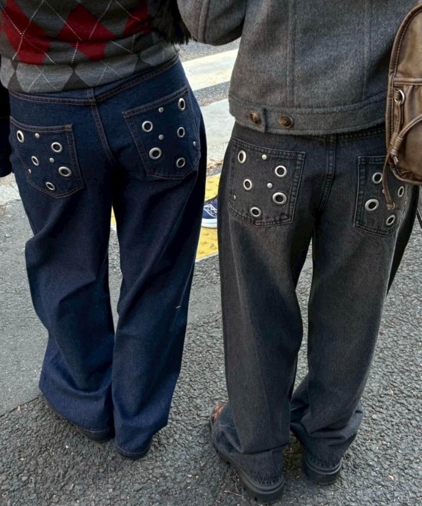 金屬孔眼高腰牛仔褲