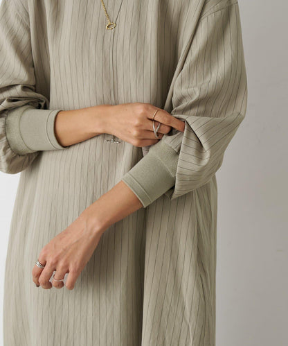 袖口針織襯衫連衣裙