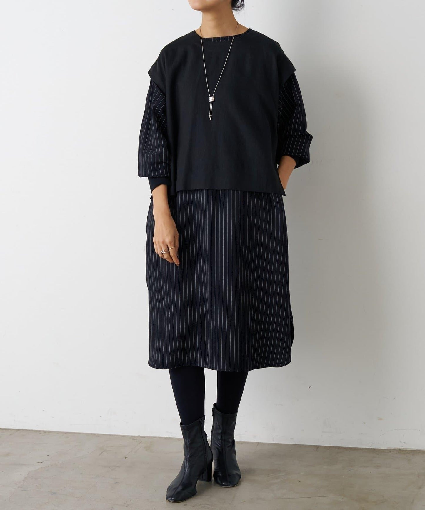 袖口針織襯衫連衣裙