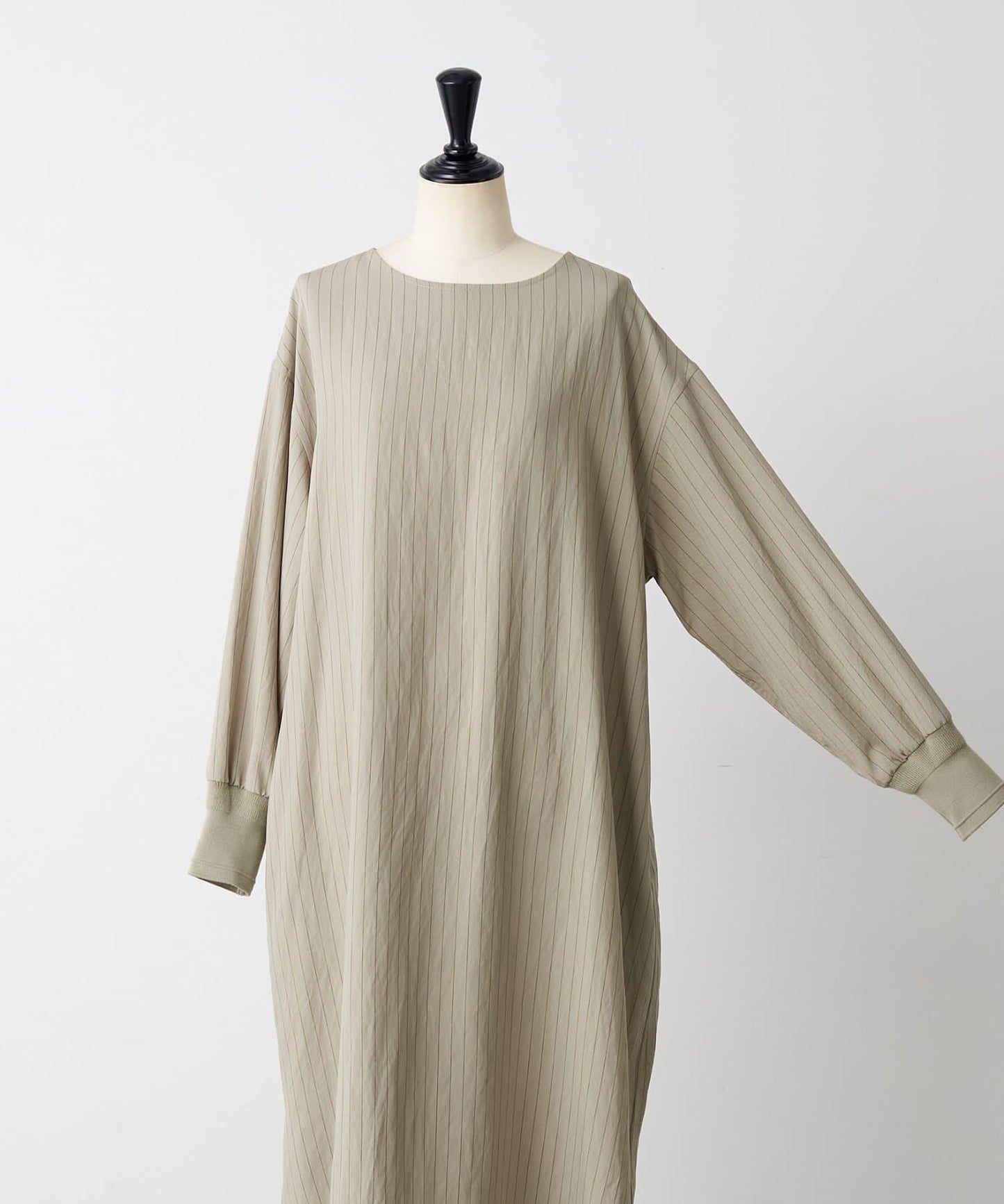 袖口針織襯衫連衣裙