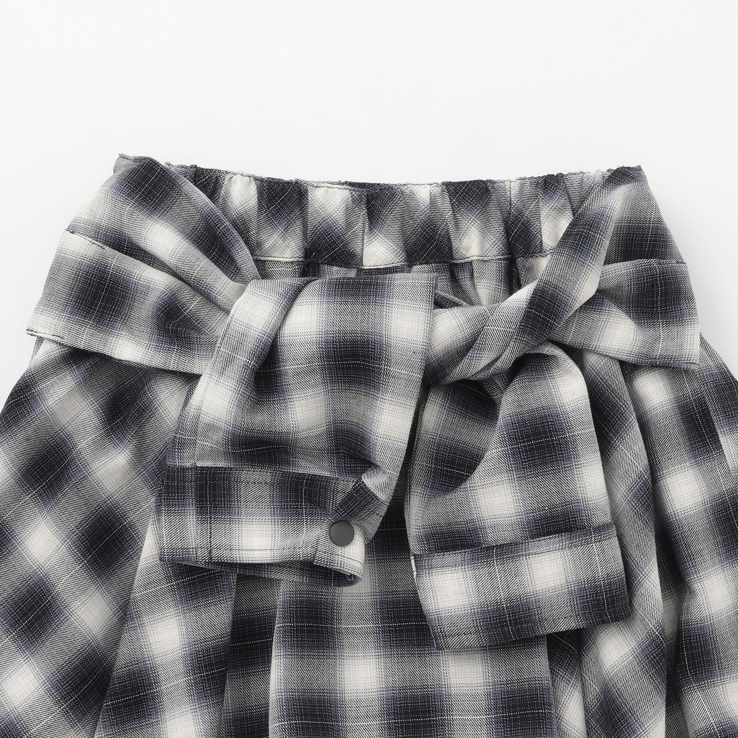 格紋不規則下襬半身裙