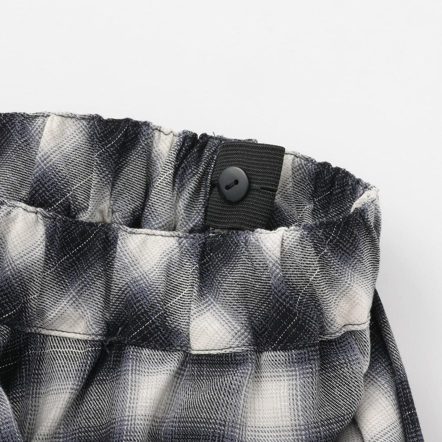 格紋不規則下襬半身裙