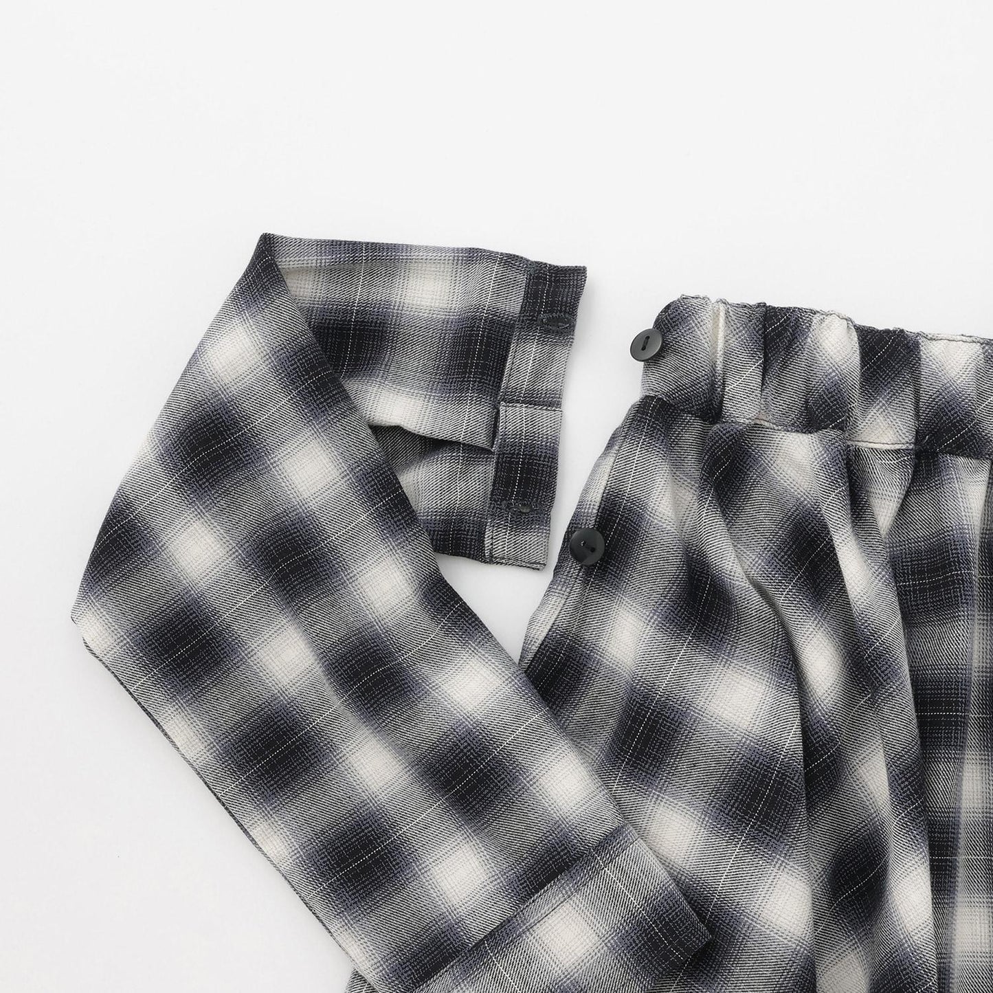 格紋不規則下襬半身裙