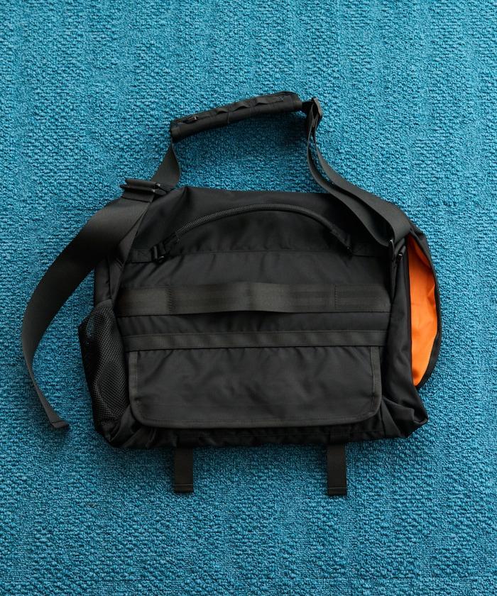 EXPANDER 單肩斜挎包 防潑水