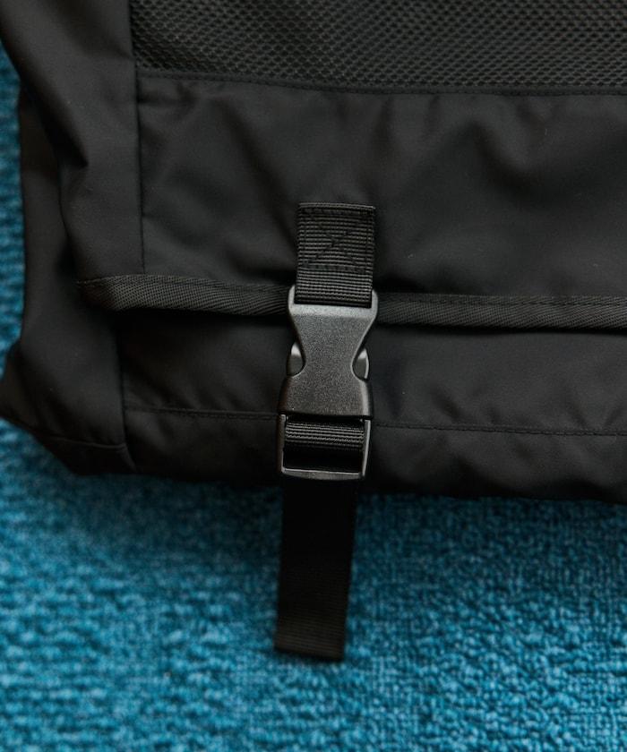 EXPANDER 單肩斜挎包 防潑水