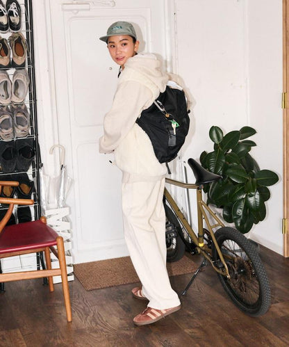 EXPANDER 單肩斜挎包 防潑水