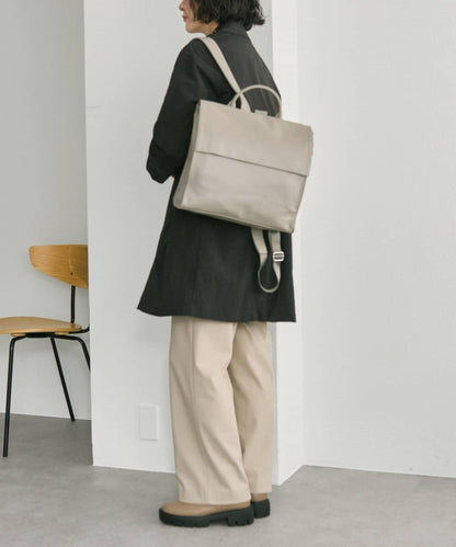 《本革/A4尺寸適用》皮革翻蓋雙肩包