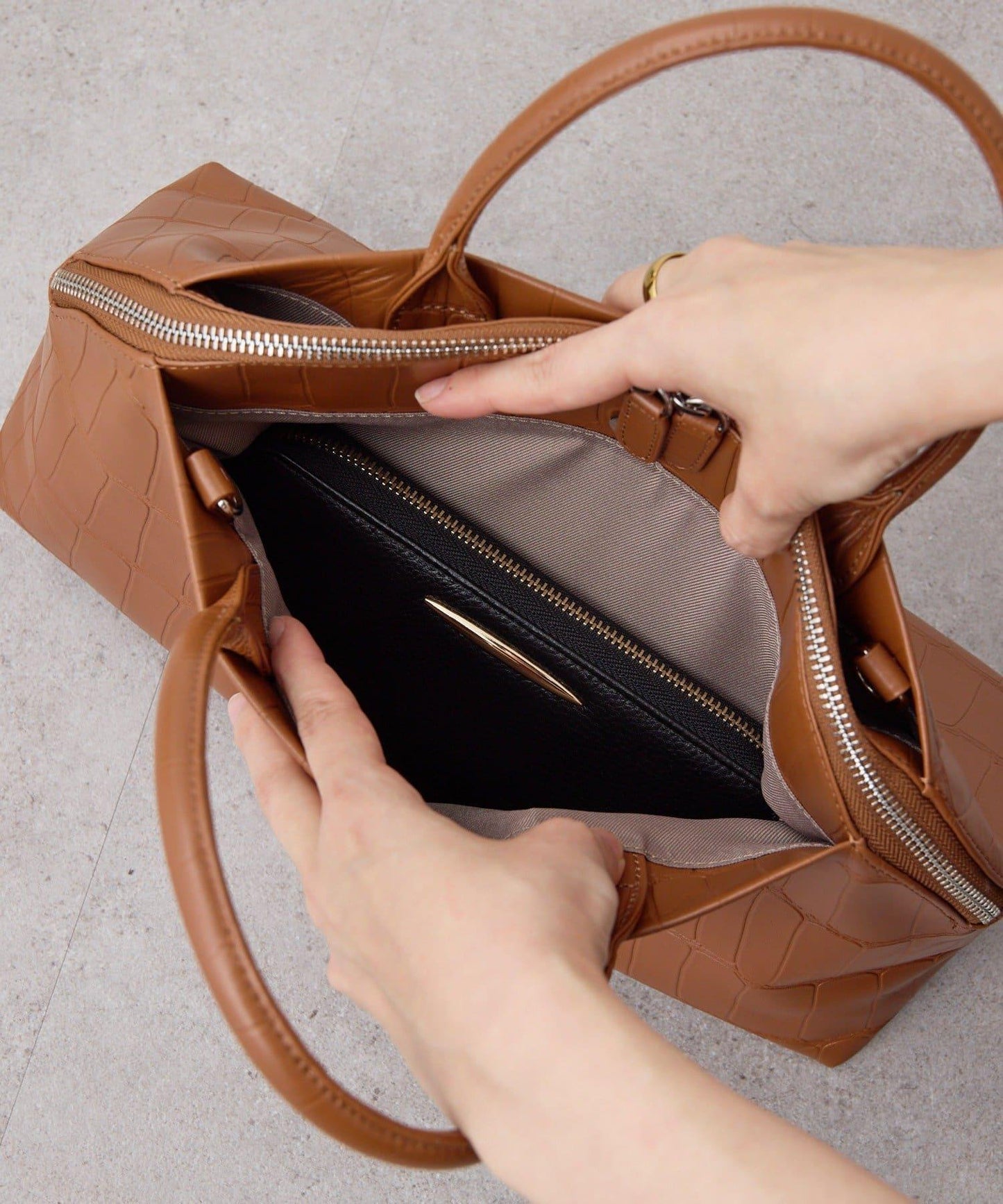 《本革/2way》雙口袋波士頓包S