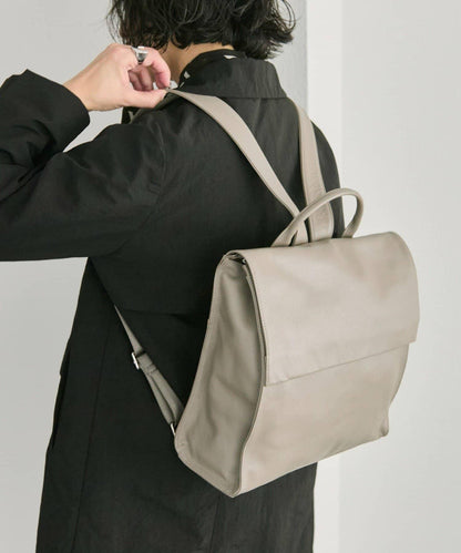 《本革/A4尺寸適用》皮革翻蓋雙肩包