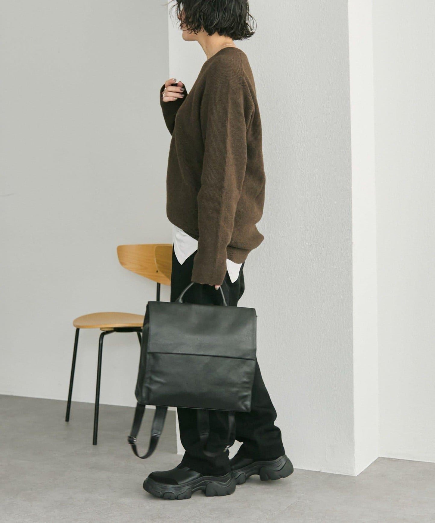 《本革/A4尺寸適用》皮革翻蓋雙肩包