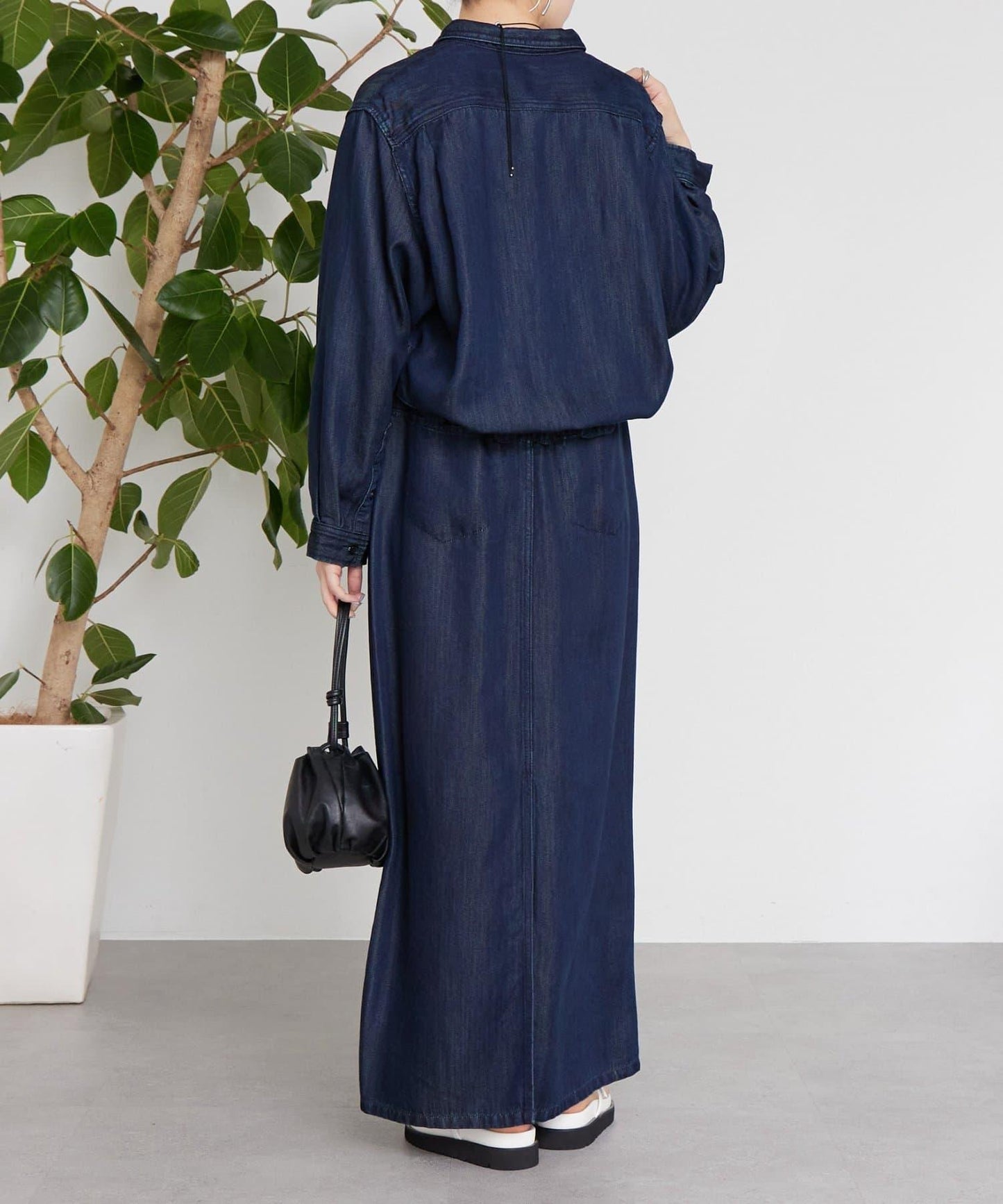 《近日開始》牛仔修身半身裙