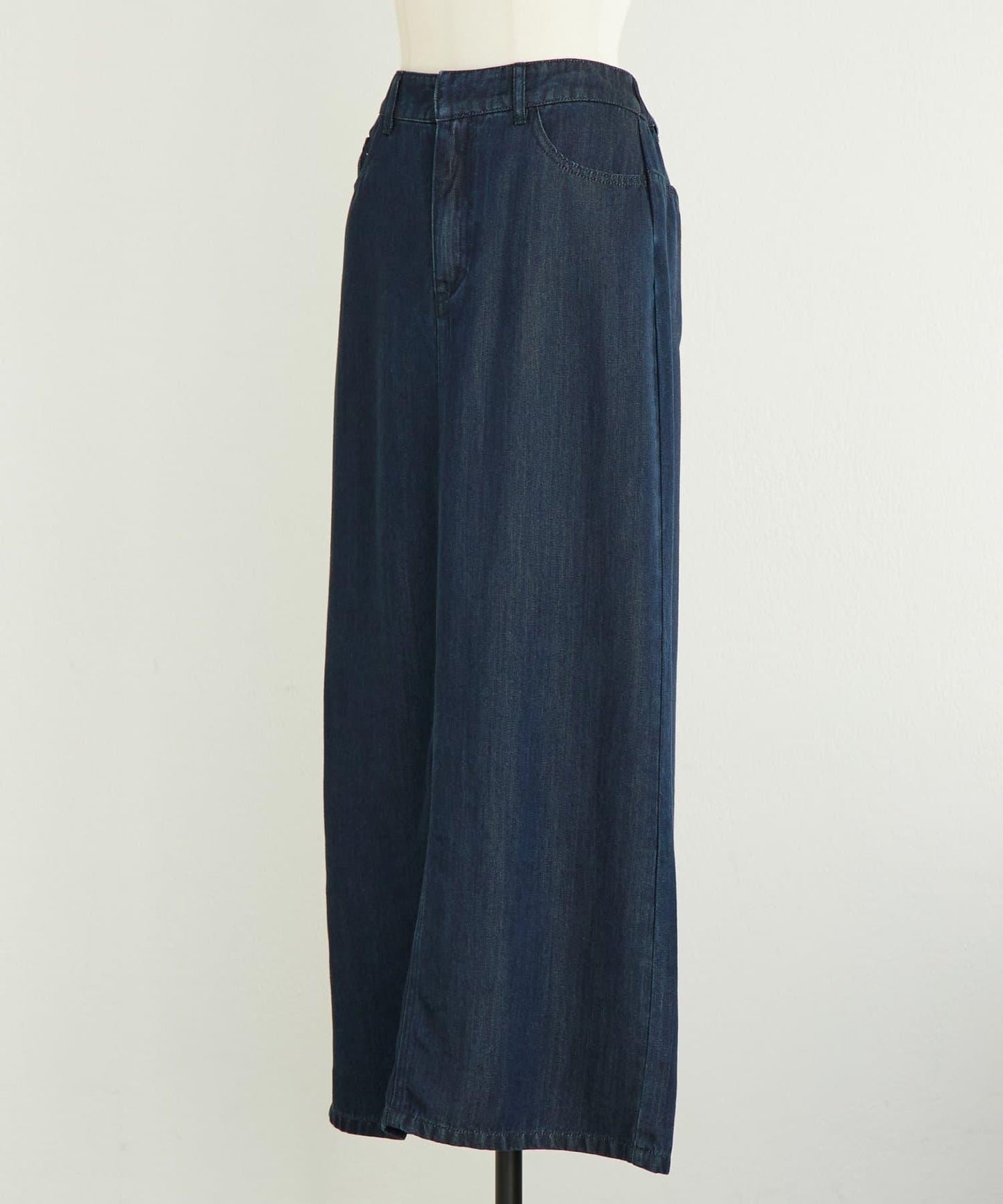 《近日開始》牛仔修身半身裙