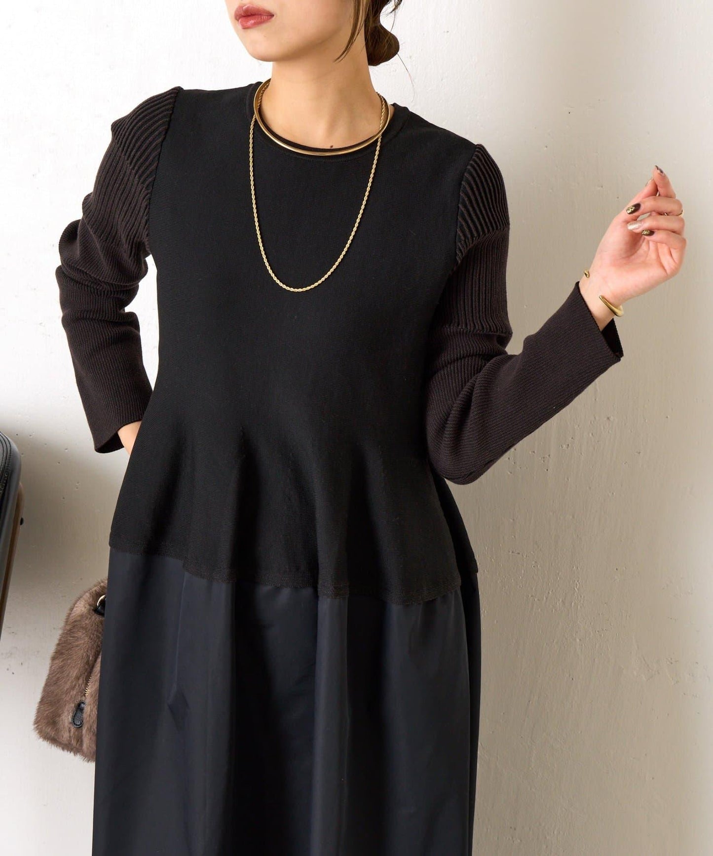 荷葉邊拼接連衣裙