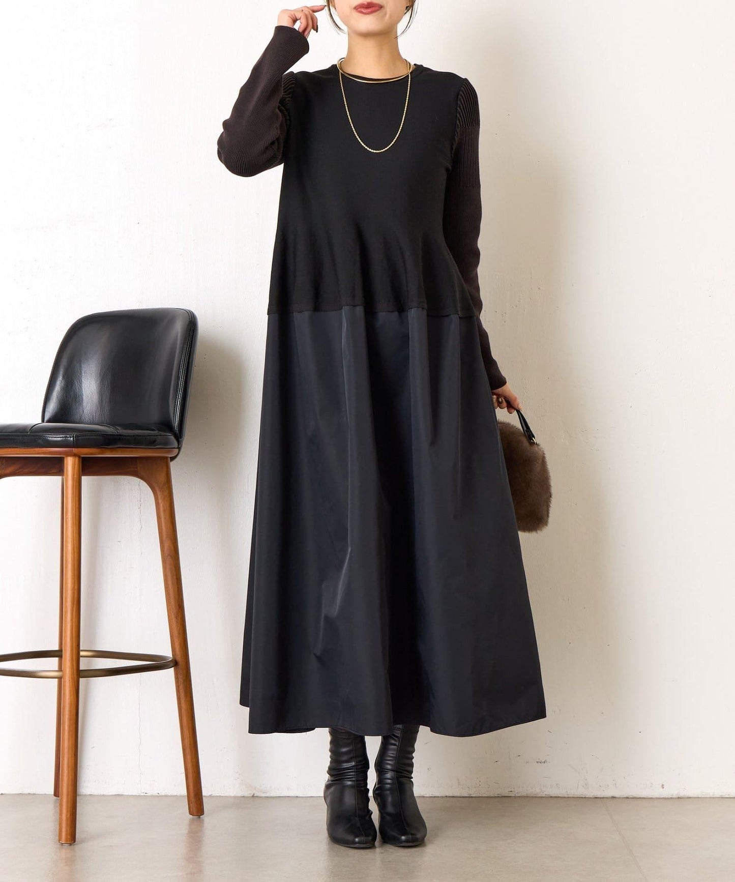 荷葉邊拼接連衣裙