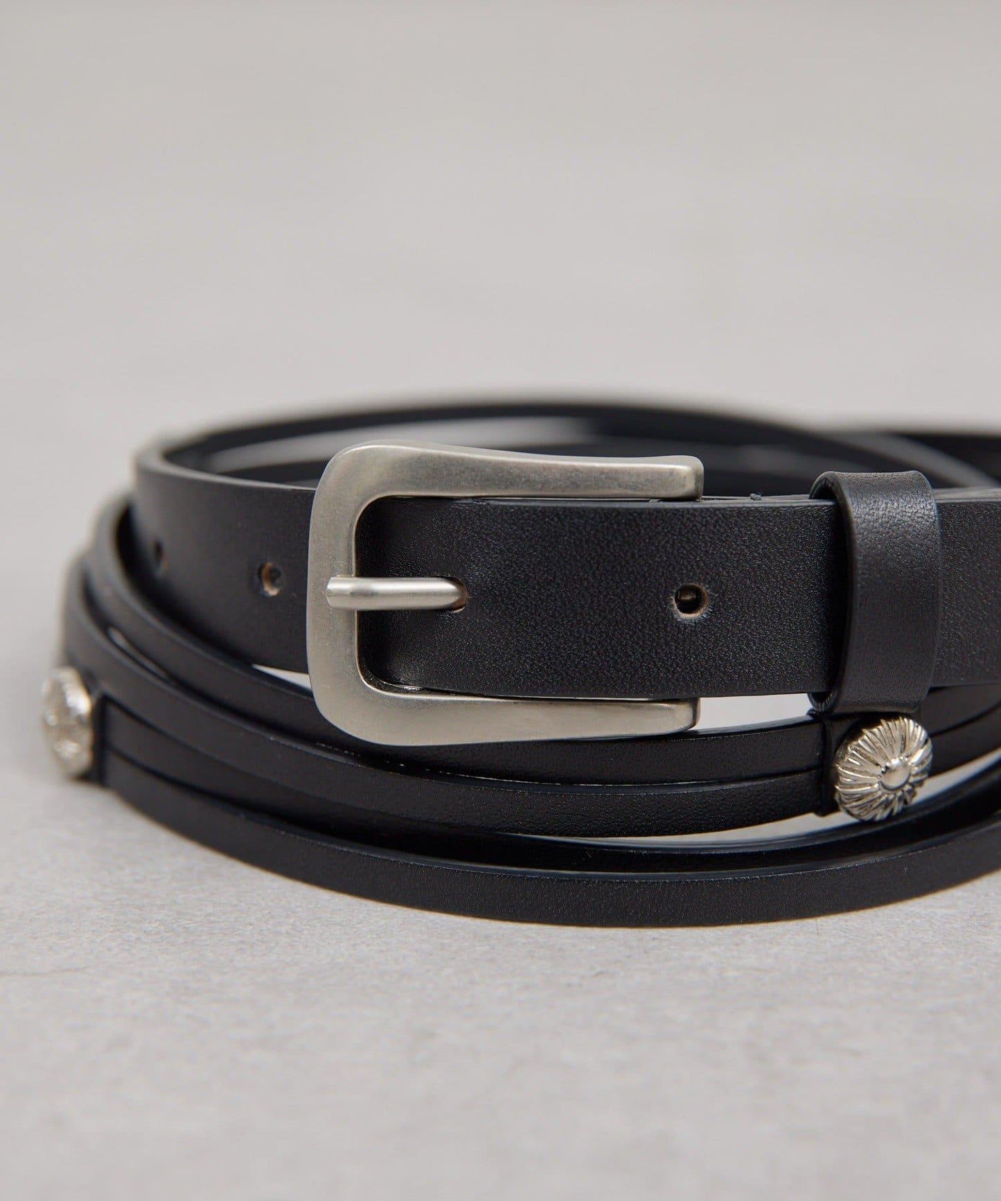 點綴裝飾釦皮帶