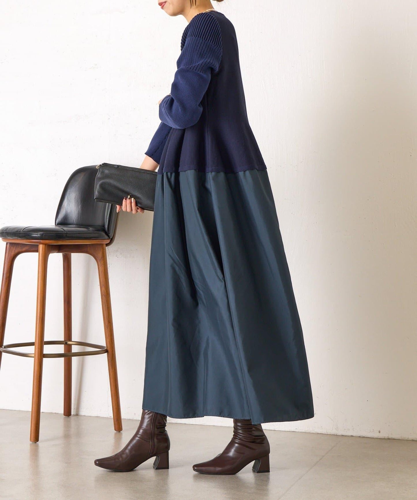 荷葉邊拼接連衣裙