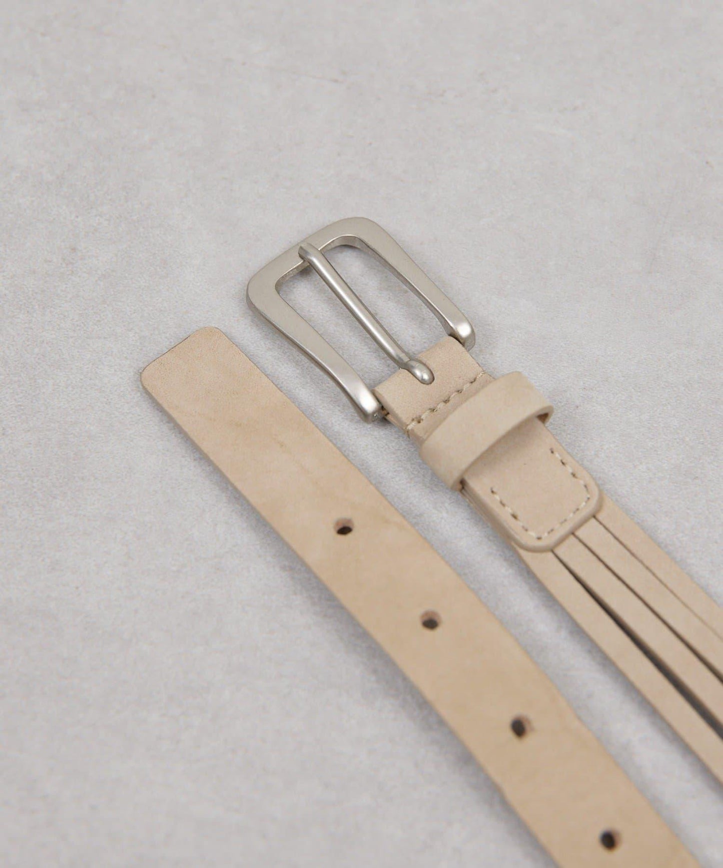 點綴裝飾釦皮帶