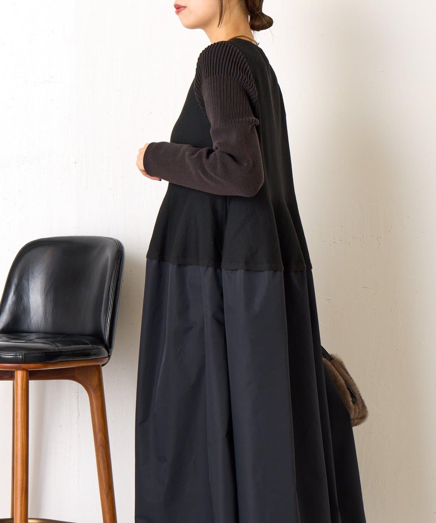 荷葉邊拼接連衣裙