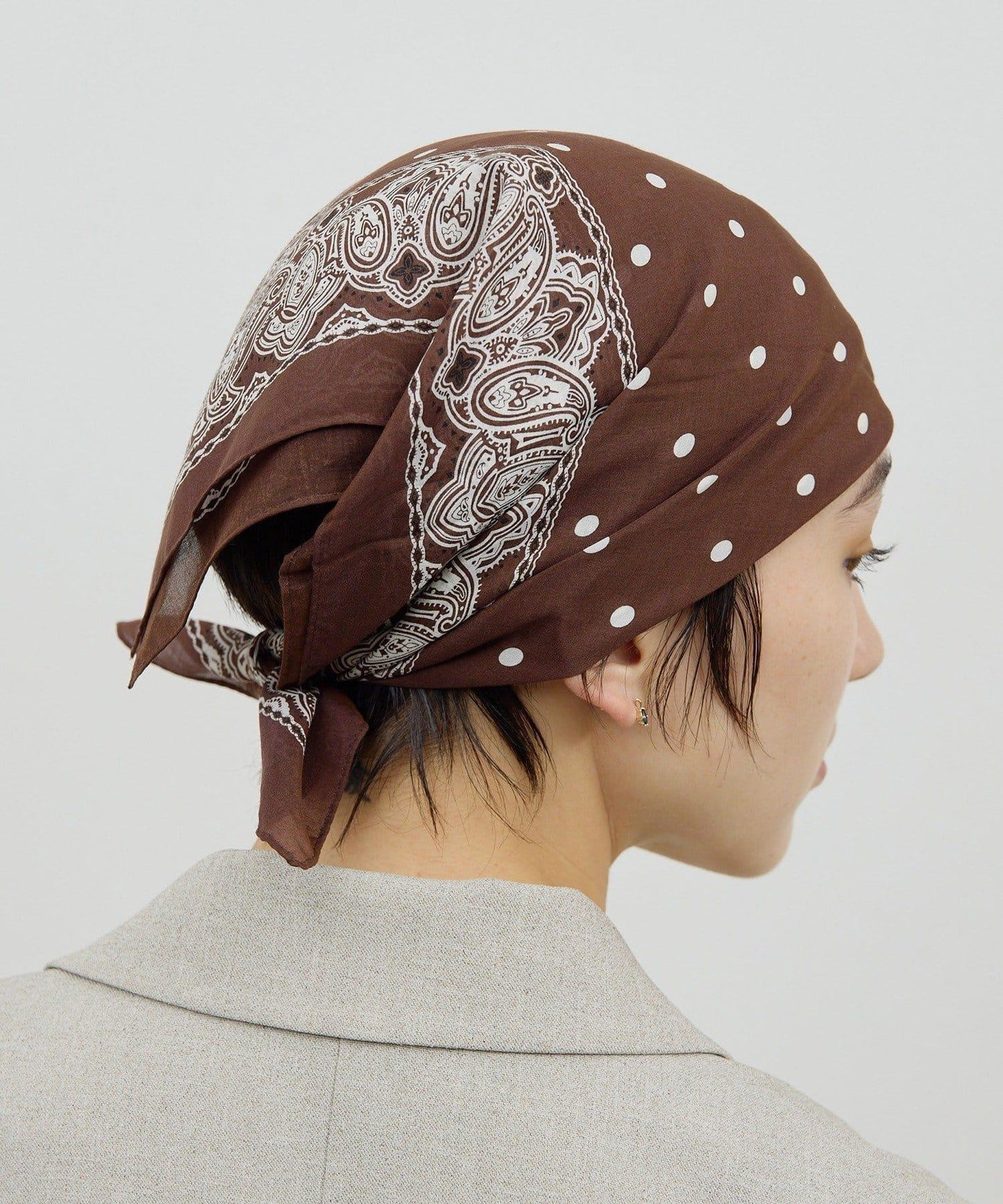 佩斯利波點圍巾