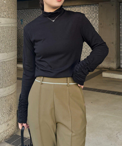 高領袖部褶皺長袖T恤