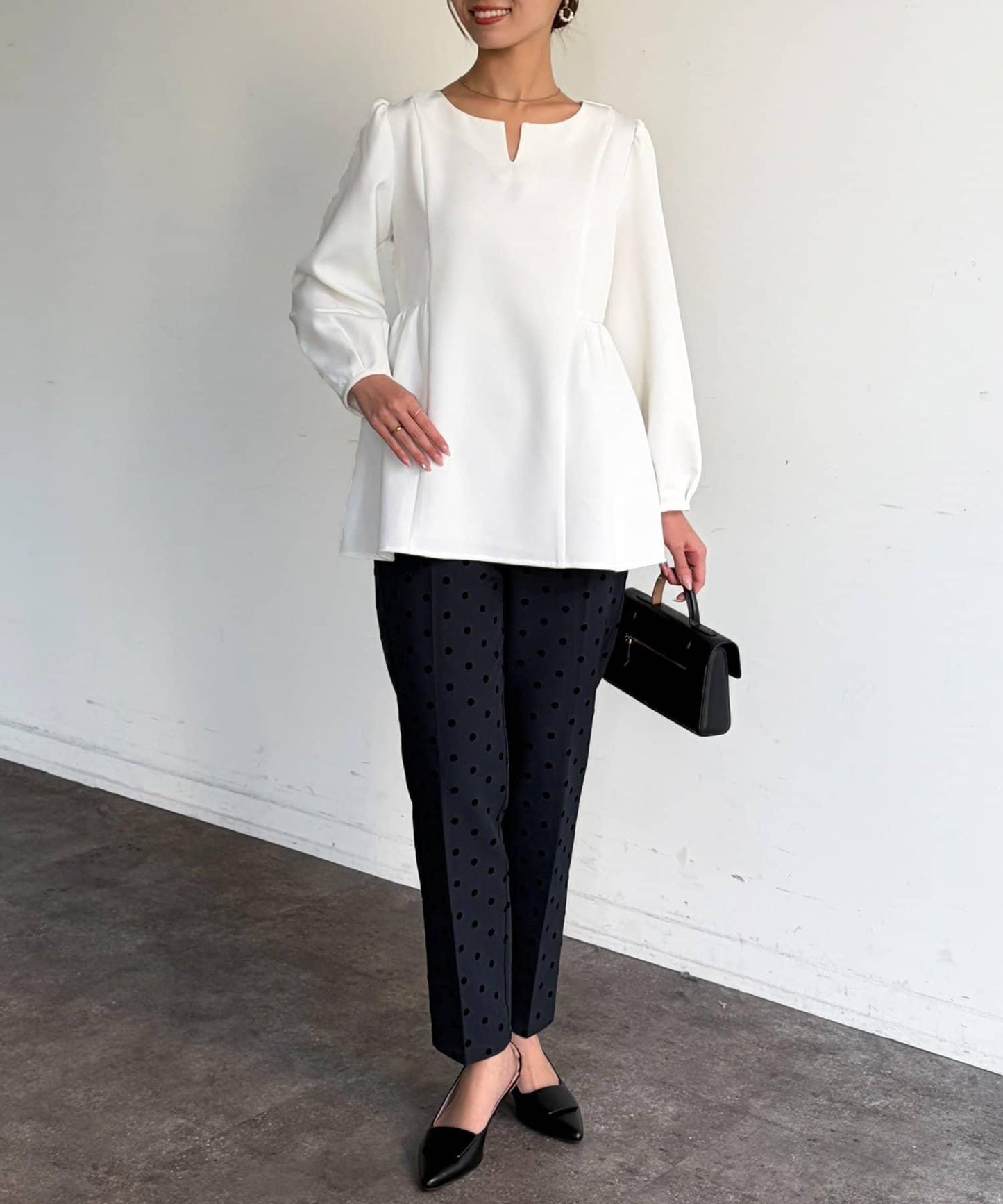 【可用於正式場合】荷葉邊上衣