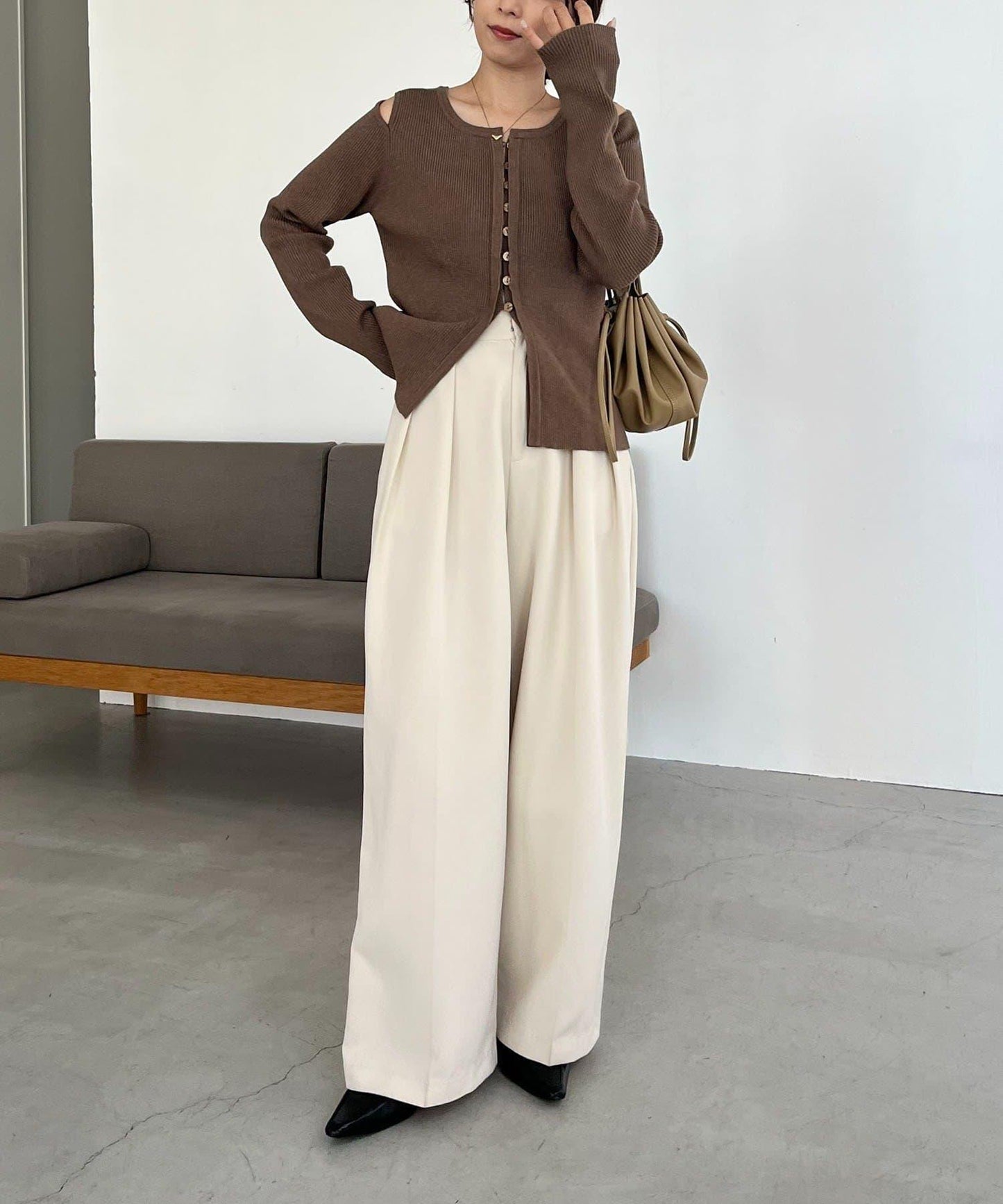 肩部開口紐扣開衫