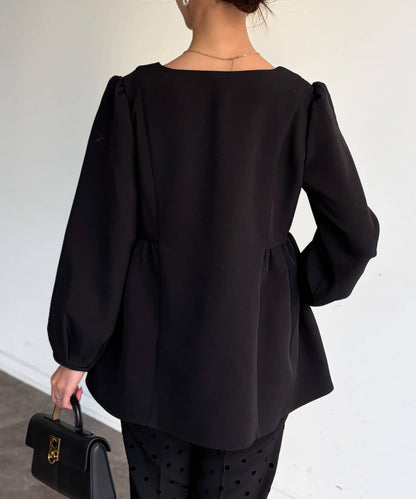 【可用於正式場合】荷葉邊上衣