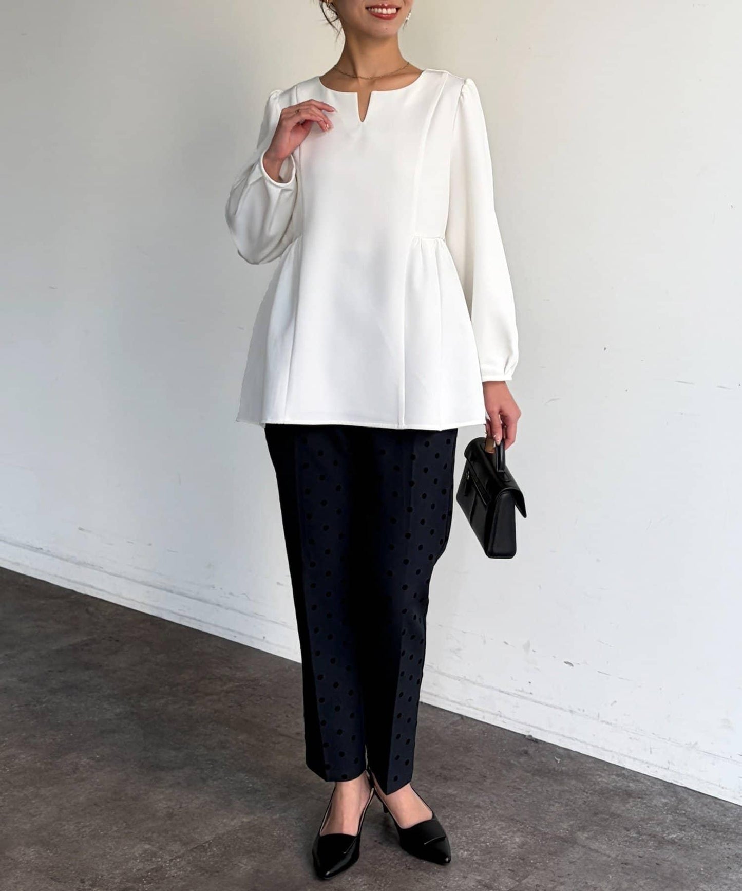 【可用於正式場合】荷葉邊上衣