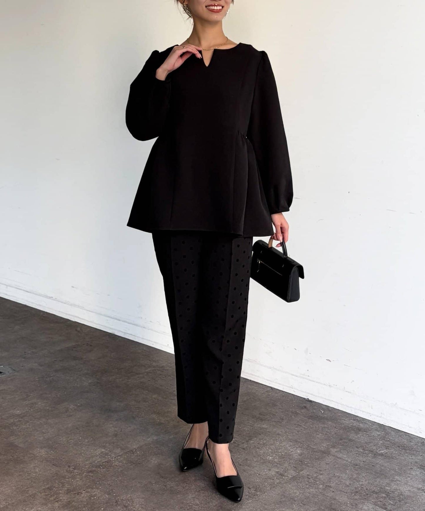 【可用於正式場合】荷葉邊上衣