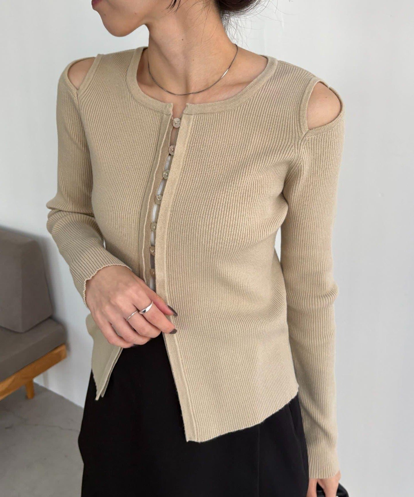 肩部開口紐扣開衫