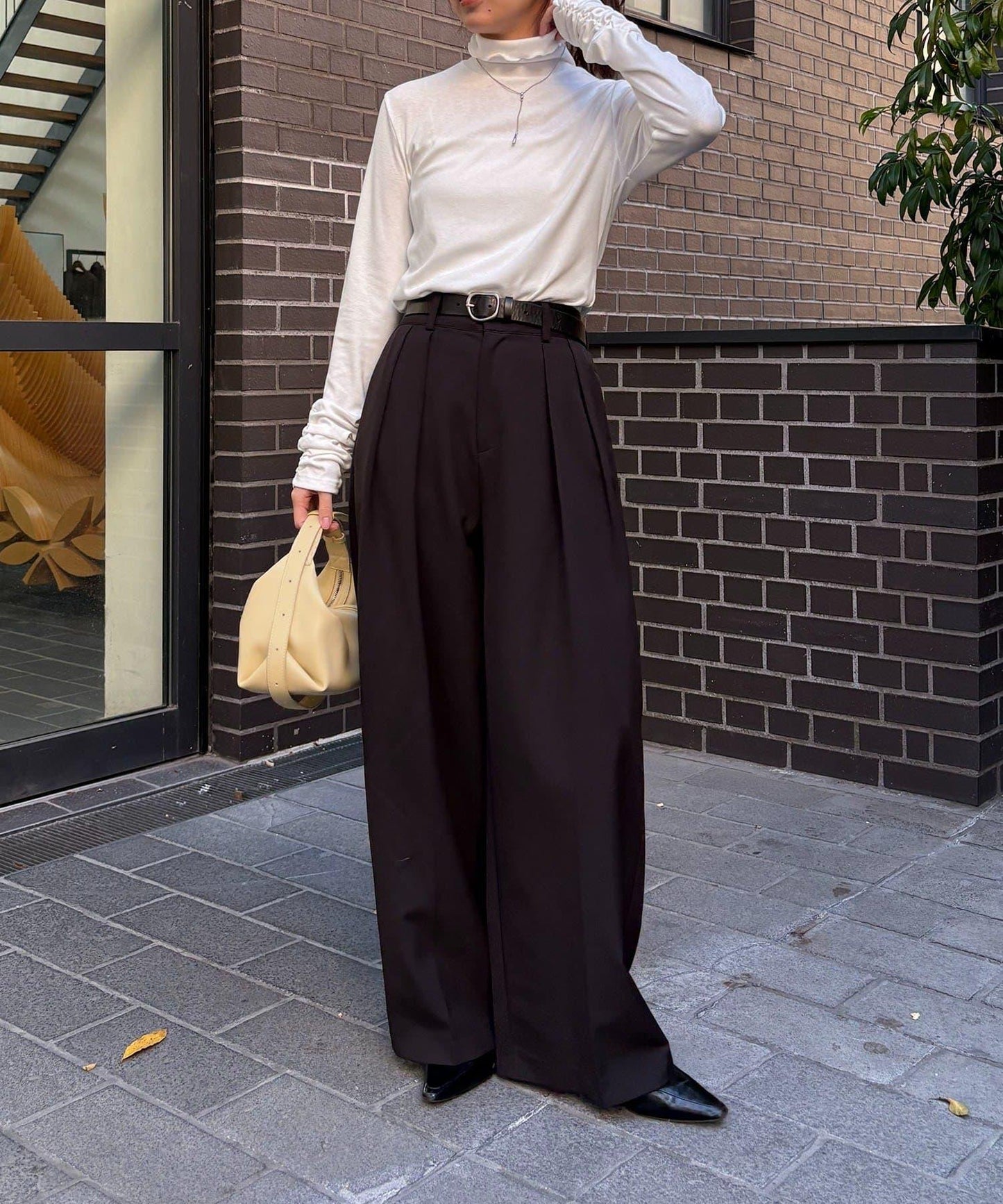 高領袖部褶皺長袖T恤