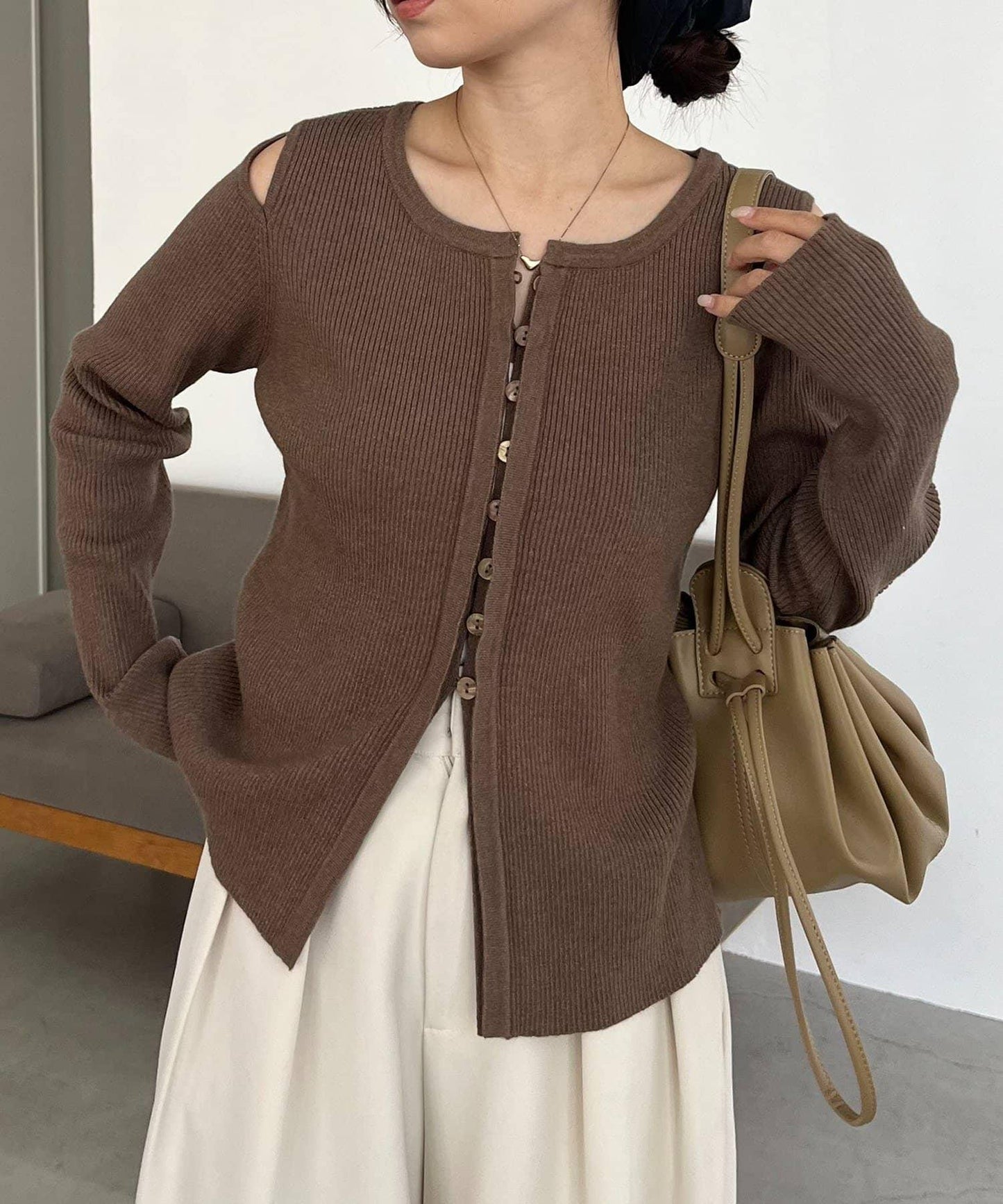 肩部開口紐扣開衫