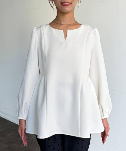 【可用於正式場合】荷葉邊上衣