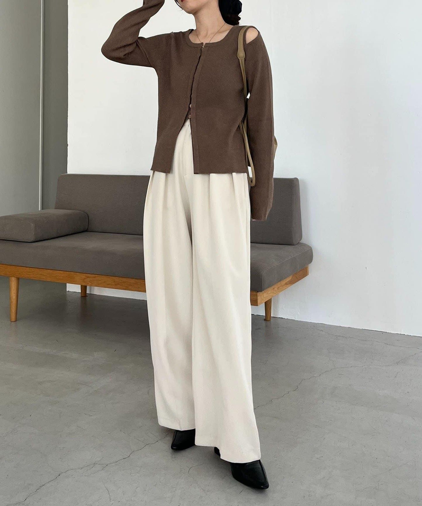 肩部開口紐扣開衫