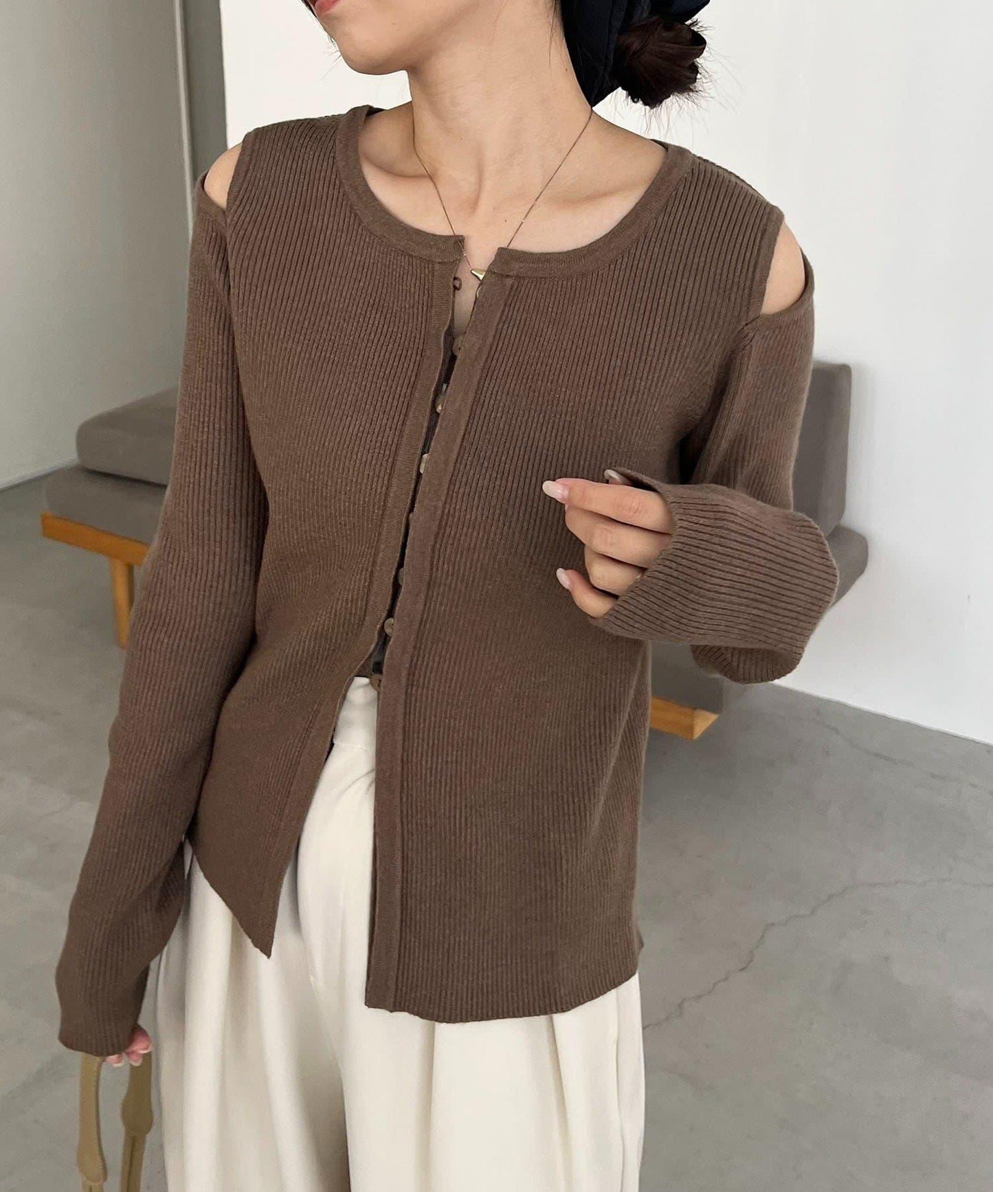 肩部開口紐扣開衫