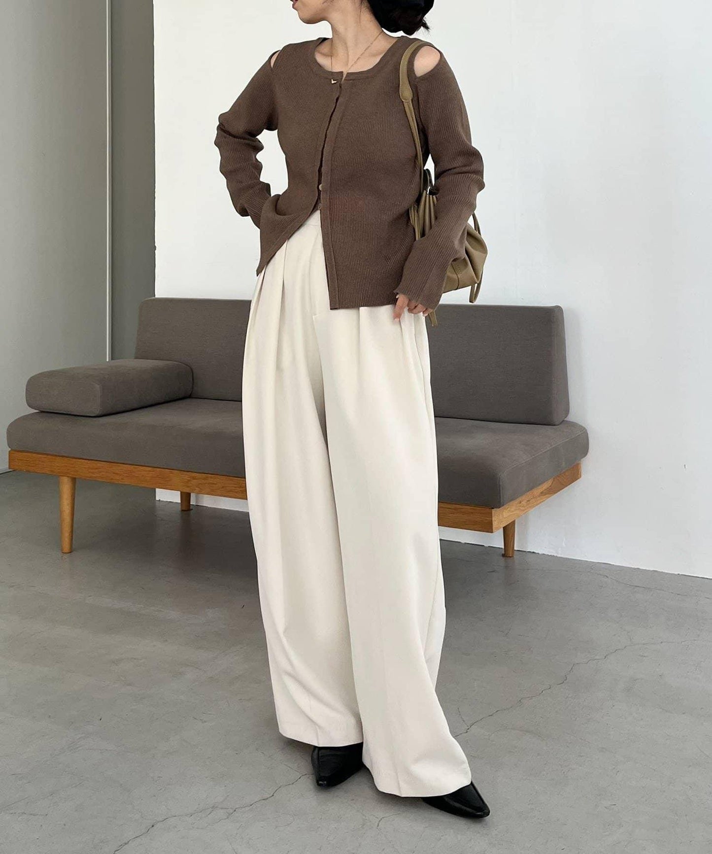 肩部開口紐扣開衫