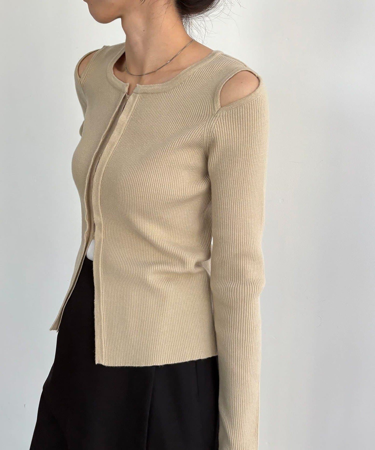 肩部開口紐扣開衫