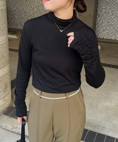 高領袖部褶皺長袖T恤