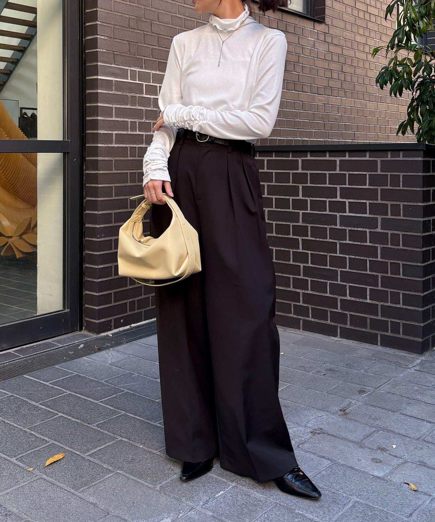 高領袖部褶皺長袖T恤