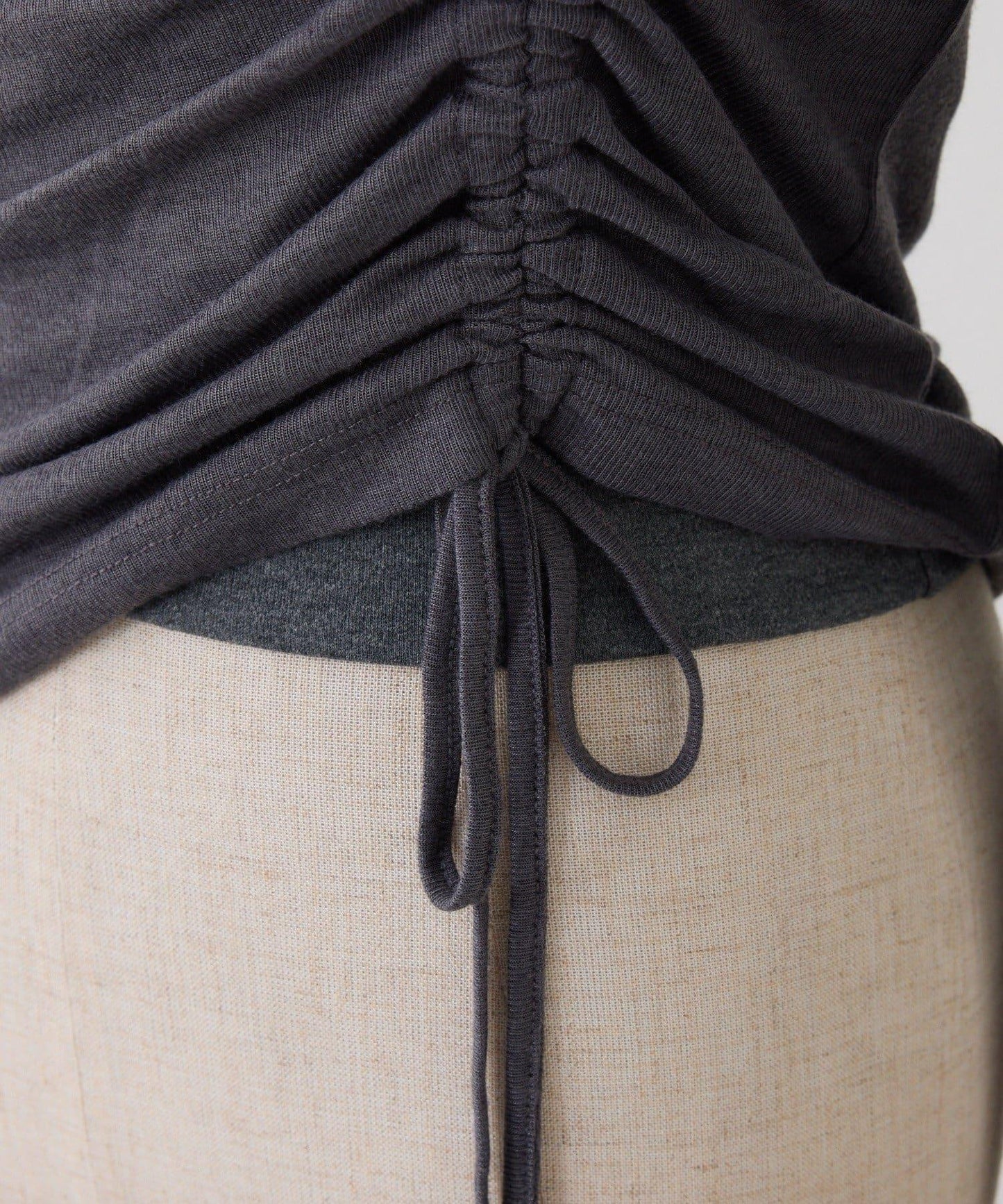 內搭套裝抽繩上衣