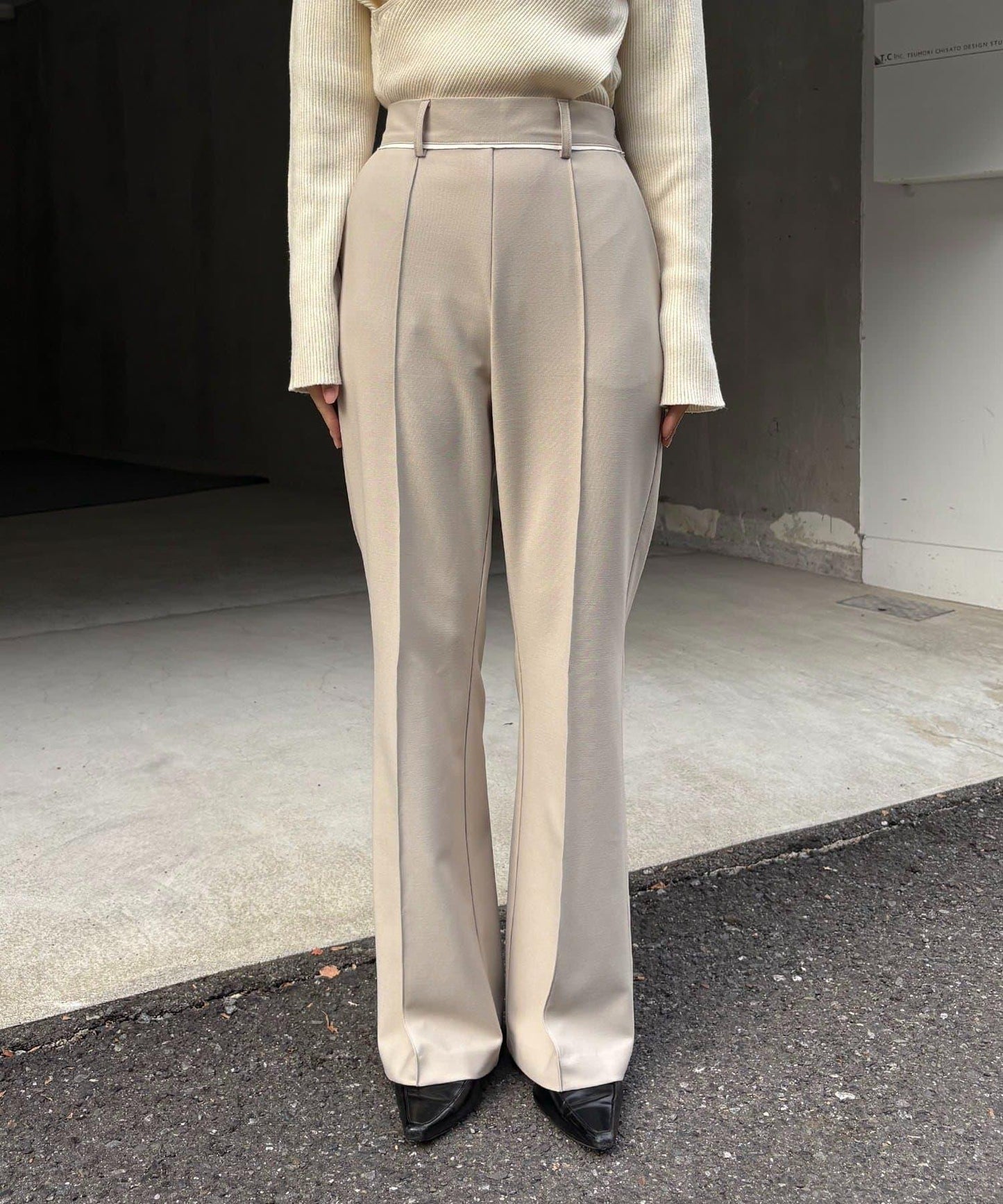 【有小個子尺碼】褶飾喇叭褲