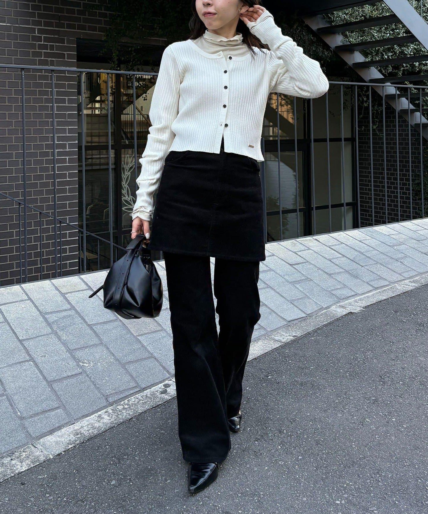 高領袖部褶皺長袖T恤