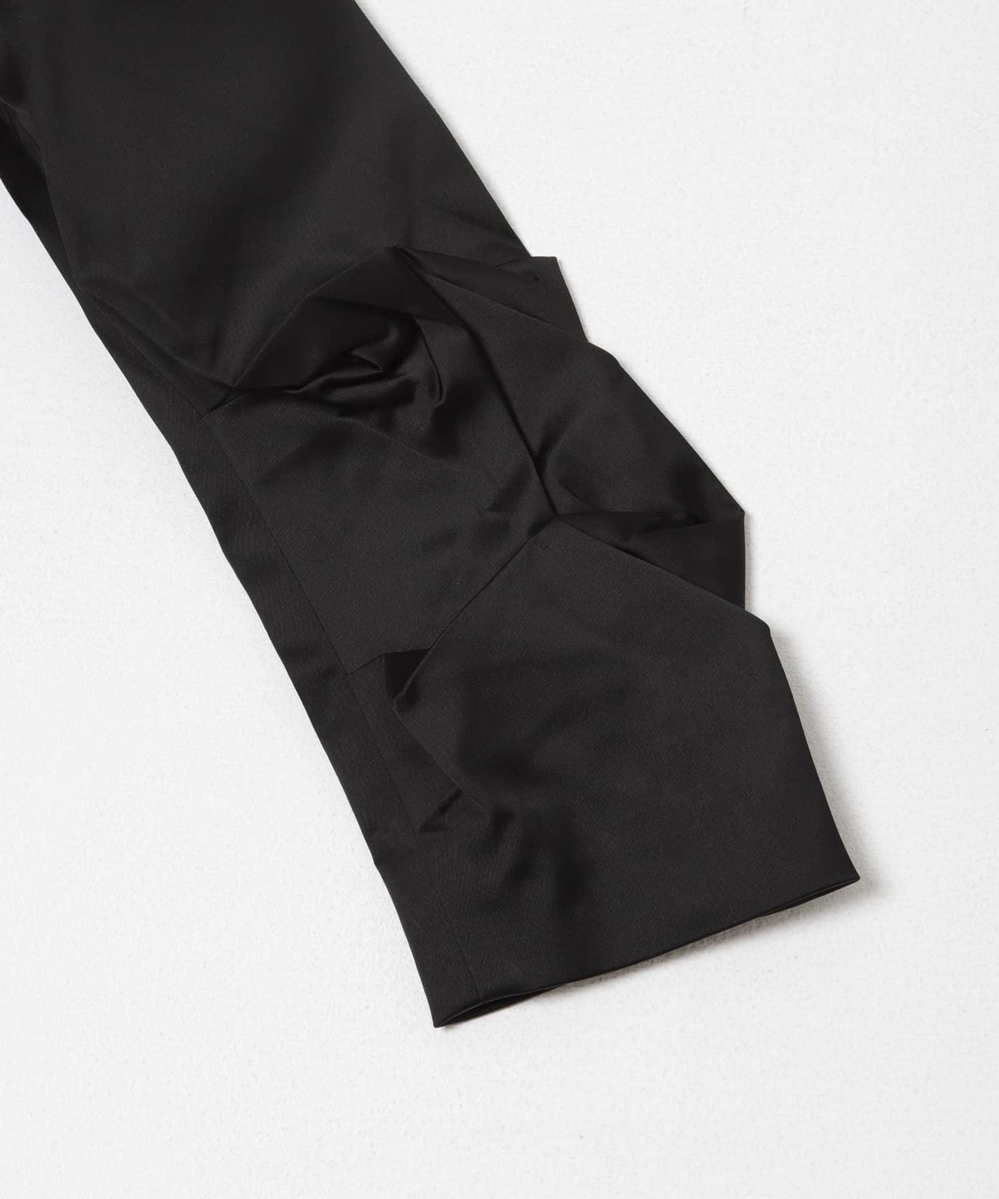 GANNI 緞面垂墜西裝外套